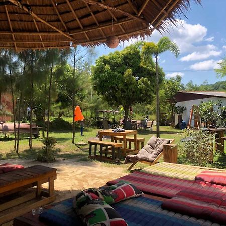 Slacklines Hostel Ko Lanta エクステリア 写真