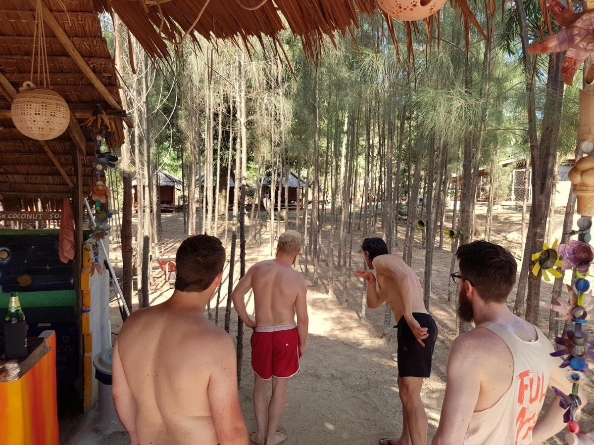 Slacklines Hostel Ko Lanta エクステリア 写真