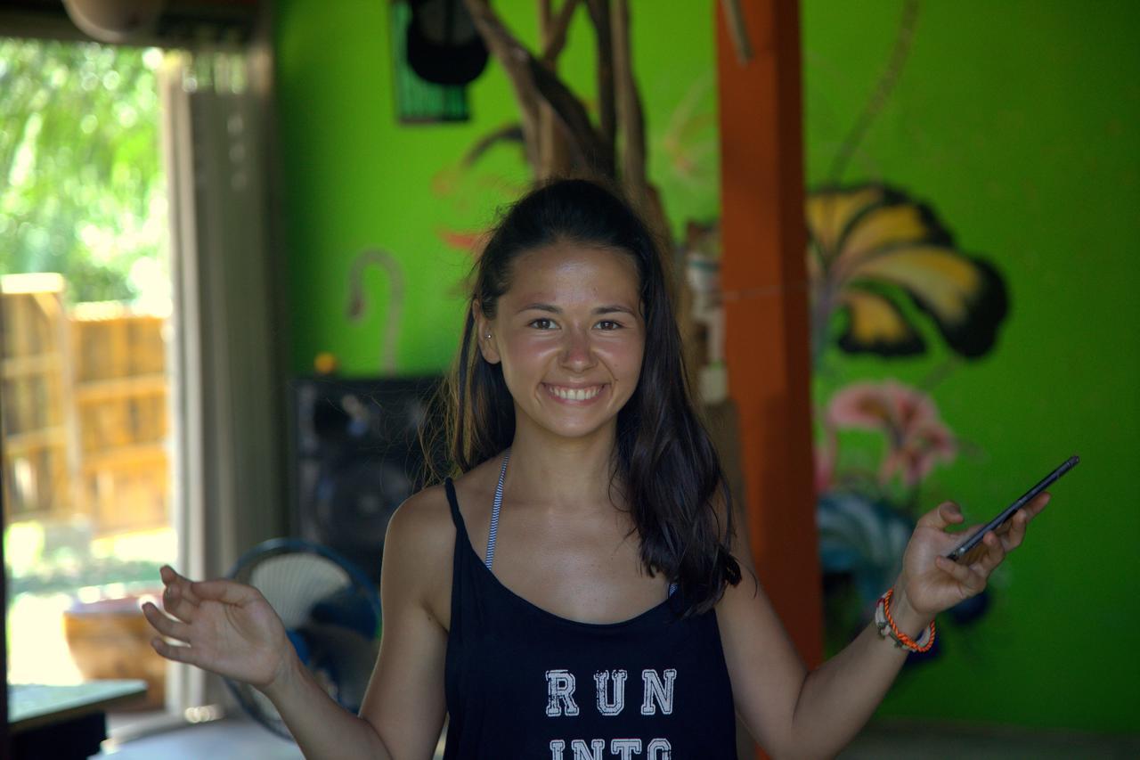 Slacklines Hostel Ko Lanta エクステリア 写真