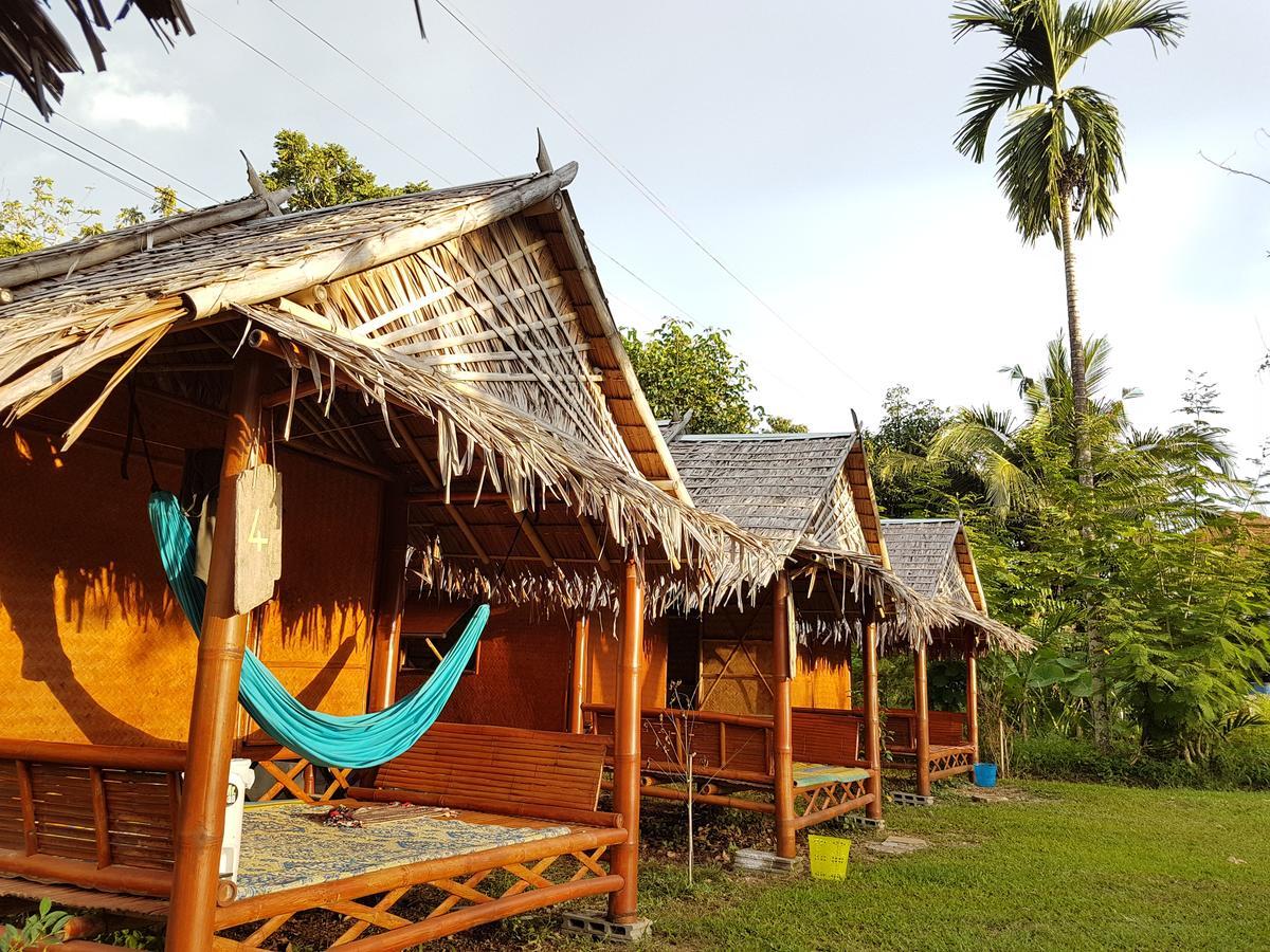 Slacklines Hostel Ko Lanta エクステリア 写真
