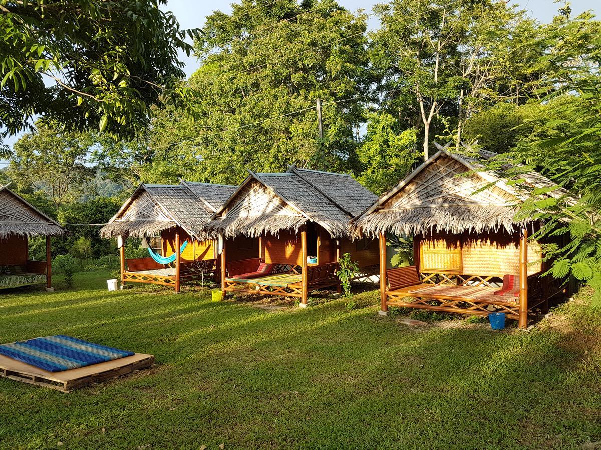 Slacklines Hostel Ko Lanta エクステリア 写真