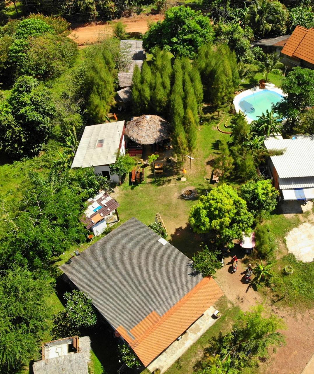 Slacklines Hostel Ko Lanta エクステリア 写真
